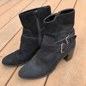 Anne Klein black suede boots in size 8 1/2
